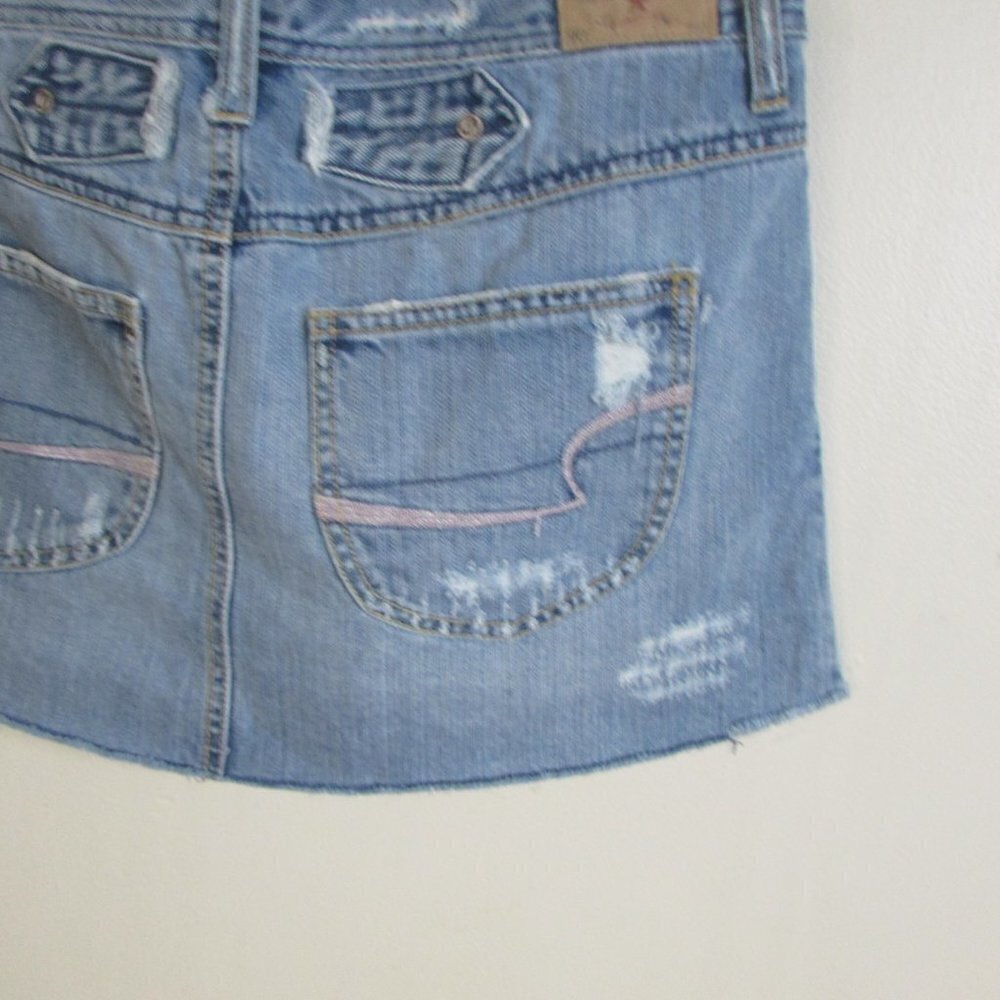American Eagle Mini Skirt 6 Distressed Denim - Picture 12 of 13